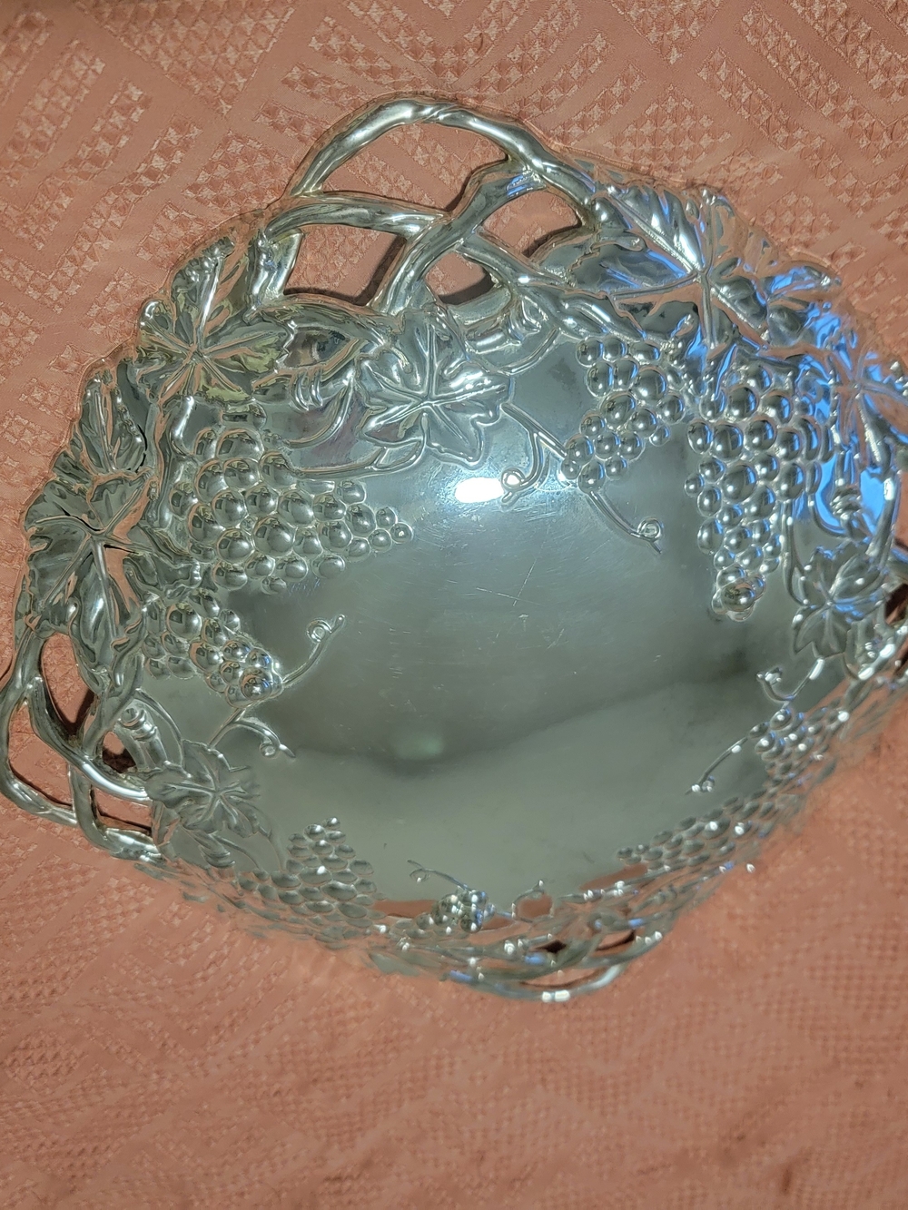 Vintage 1995 Arthur Court Grape Bowl 12 Inch Aluminum Metal Fruit Serving Center